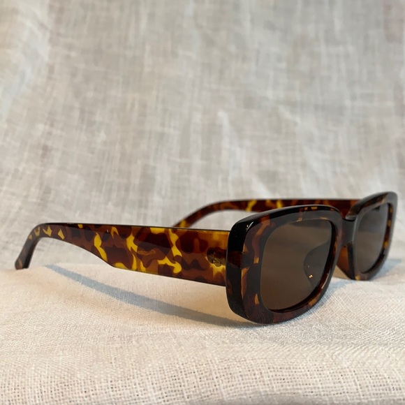 Sunglasses - Picture 2 of 3